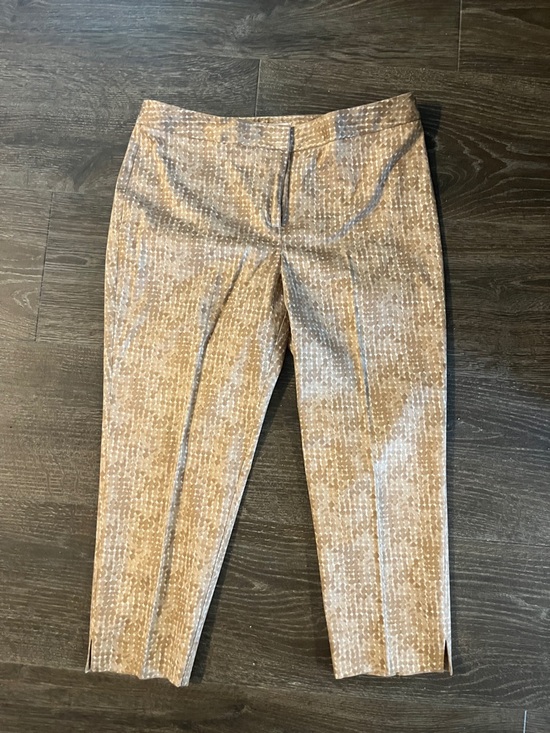 Chico's Pants - 💛 Women’s Chico’s Tan Patterned Cropped Pants Size 2 (12)